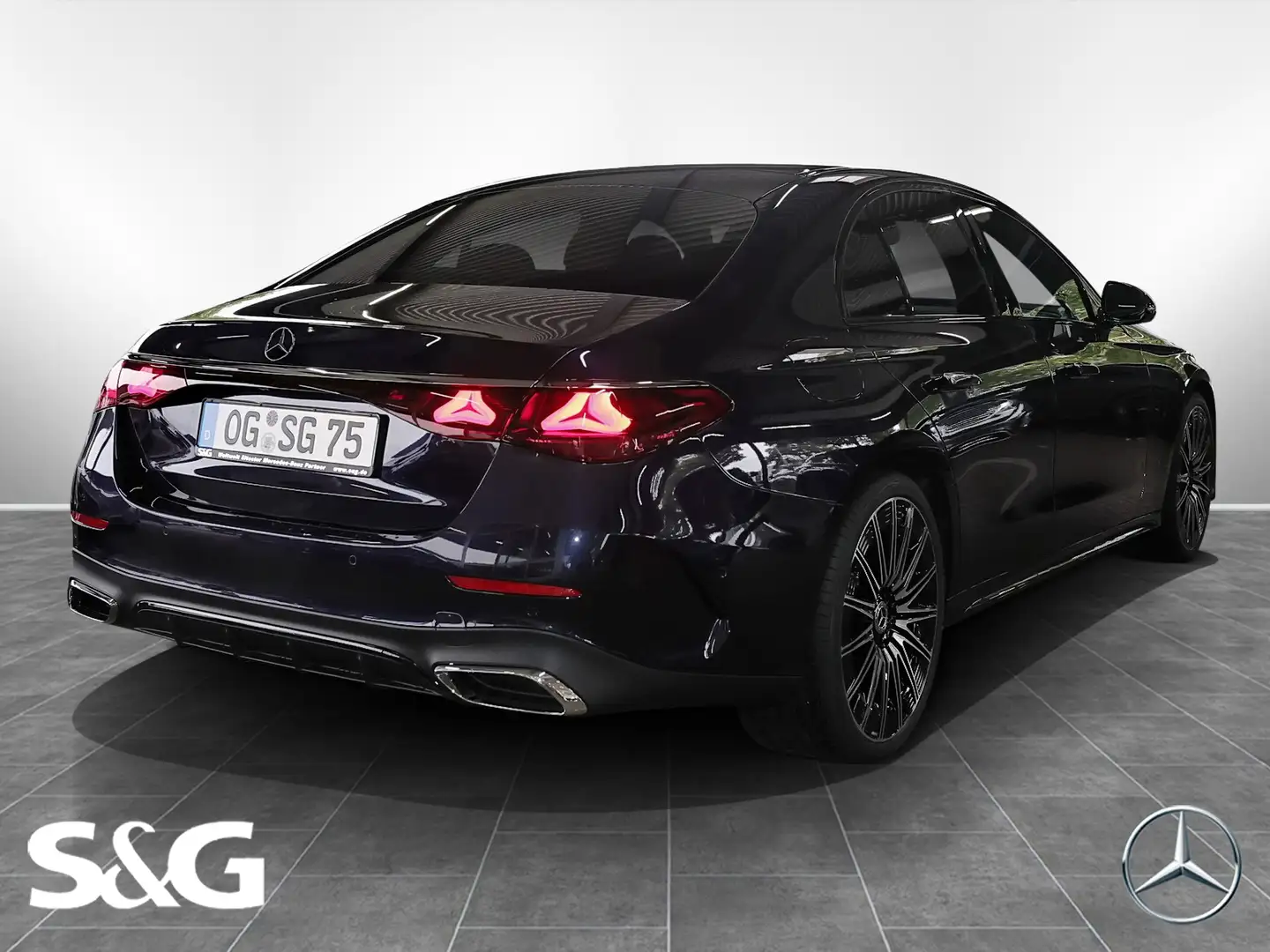 Mercedes-Benz E 220 d 4M AMG Leder Braun+LED+360°+AHK+Distro Blau - 2