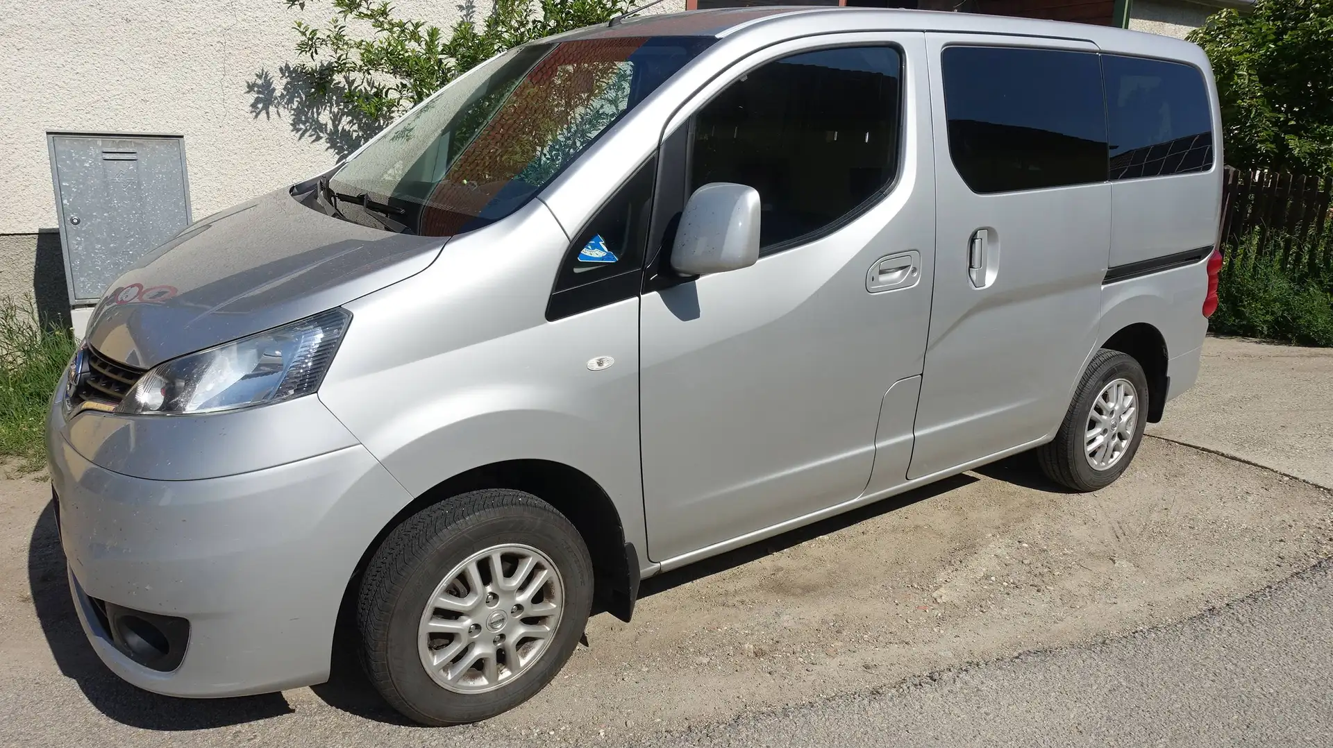 Nissan NV200 NV200 Kombi 1,5 dCi 110 Evalia Tekna Evalia Tekna Silber - 1
