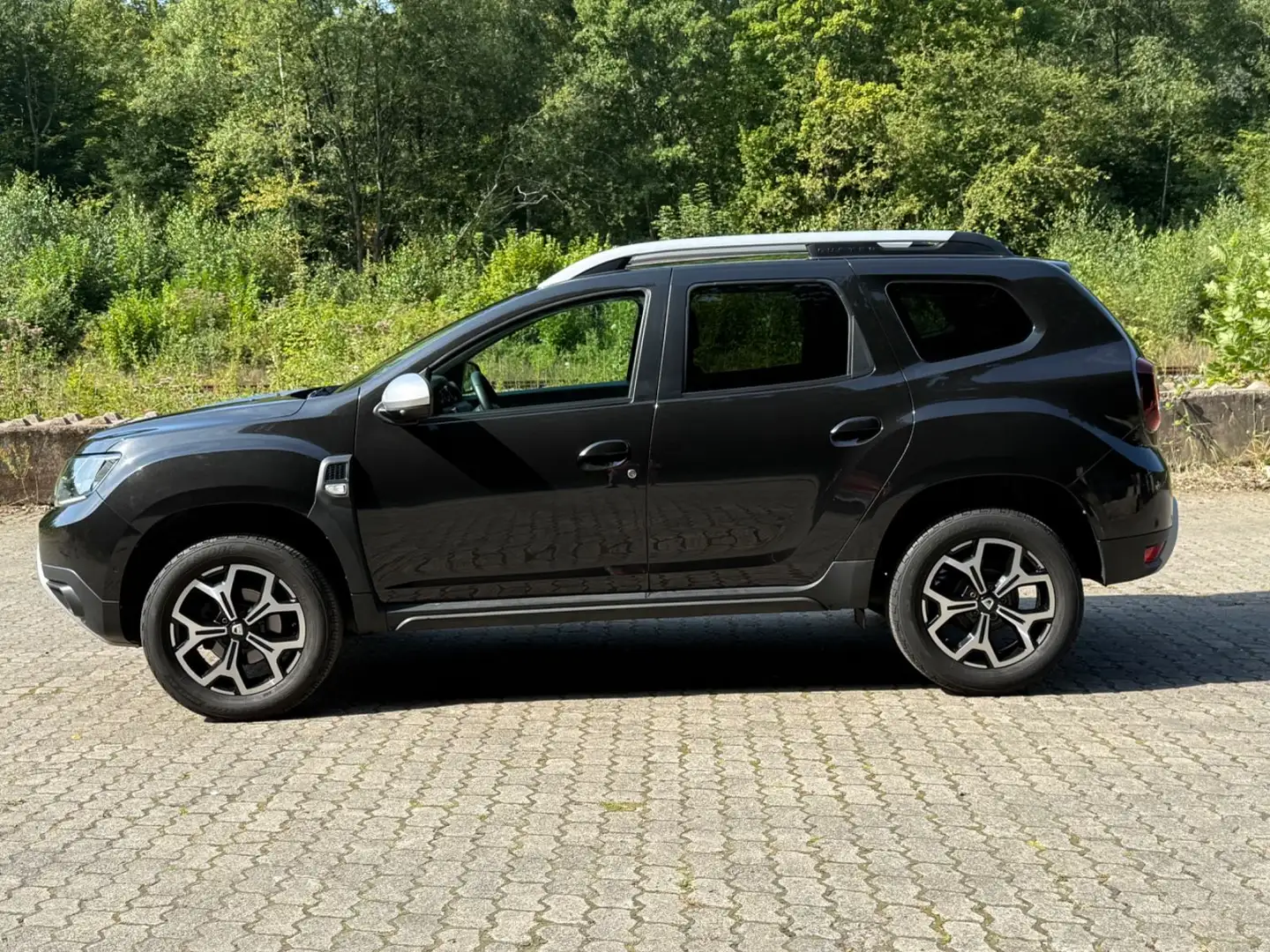 Dacia Duster II Anniversary Prestige 1 Hand unfallfrei Schwarz - 2