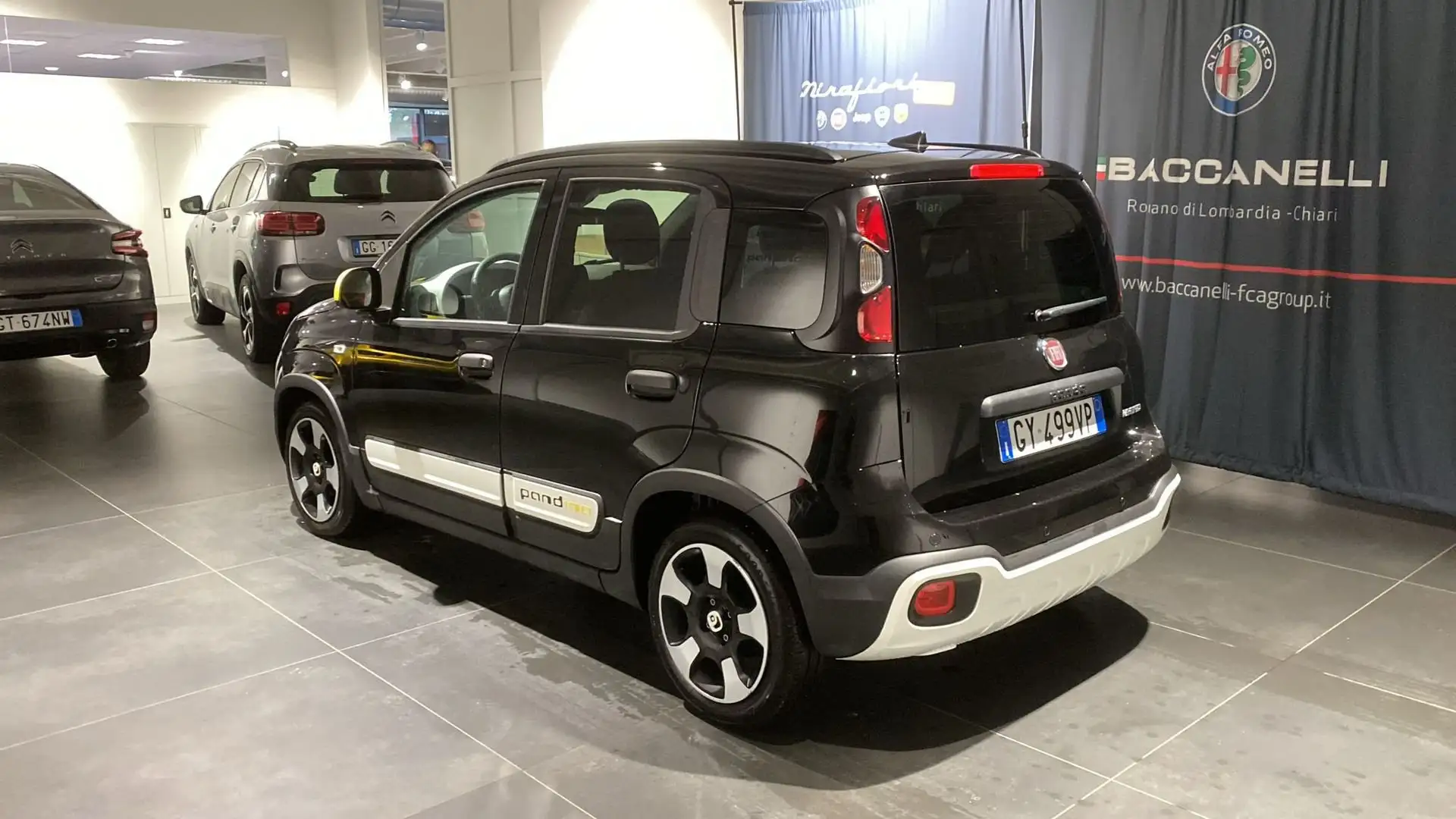 Fiat Panda Panda 1.0 FireFly S&S Hybrid Pandina Negro - 2