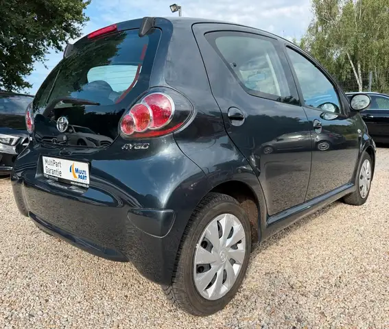 Toyota Aygo view 4