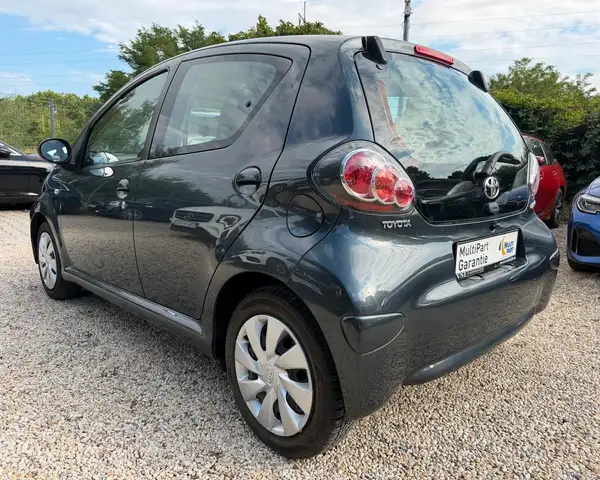 Toyota Aygo view 6