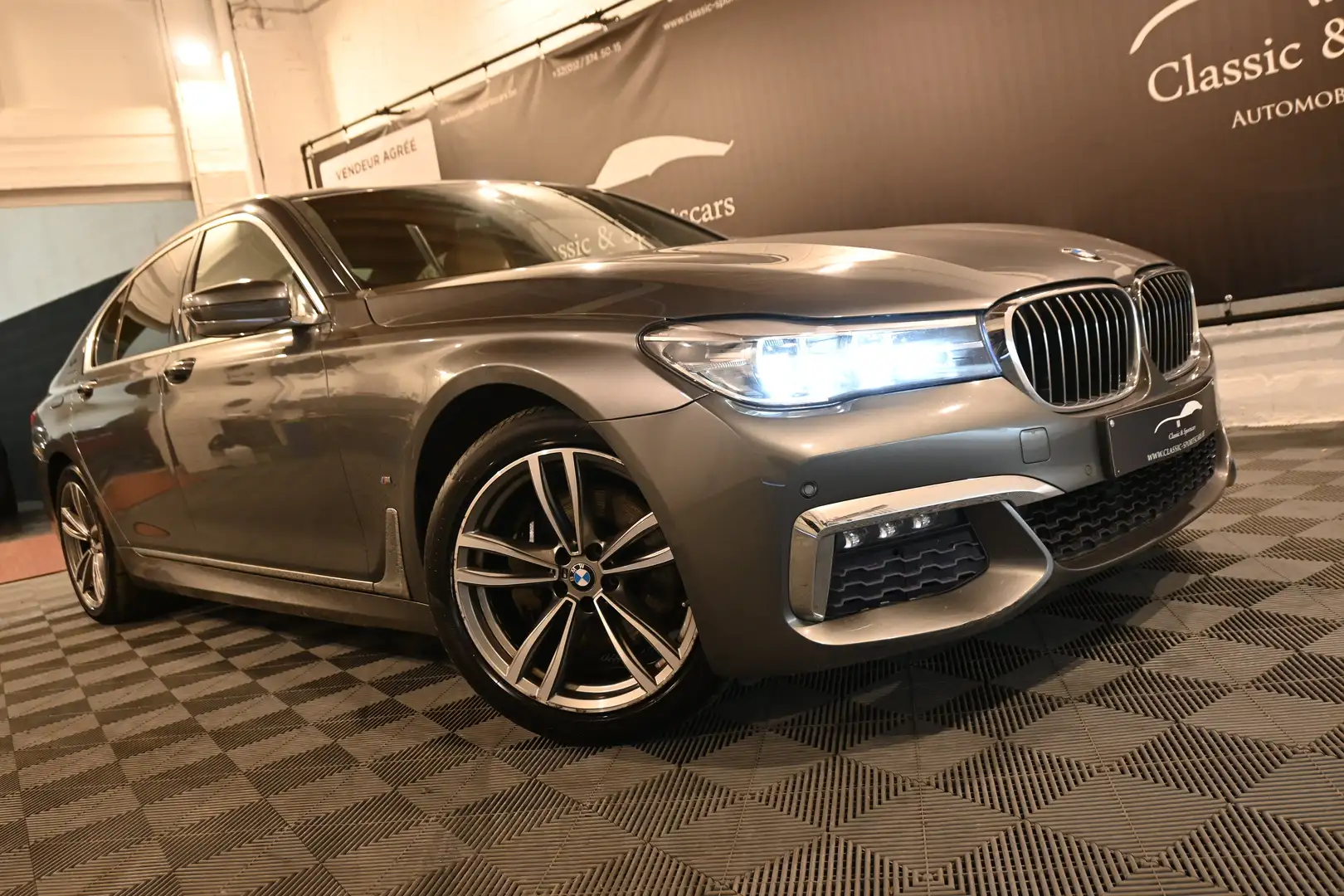BMW 740 e  HYBRID / M SPORT / M PACKET / FULL OPTIONS !! Gris - 2