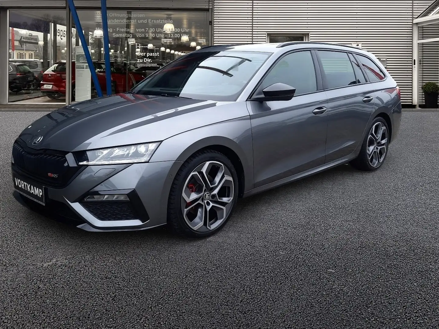 Skoda Octavia Combi RS Plus 2.0 TDI DSG PANO + CANTON Grau - 2