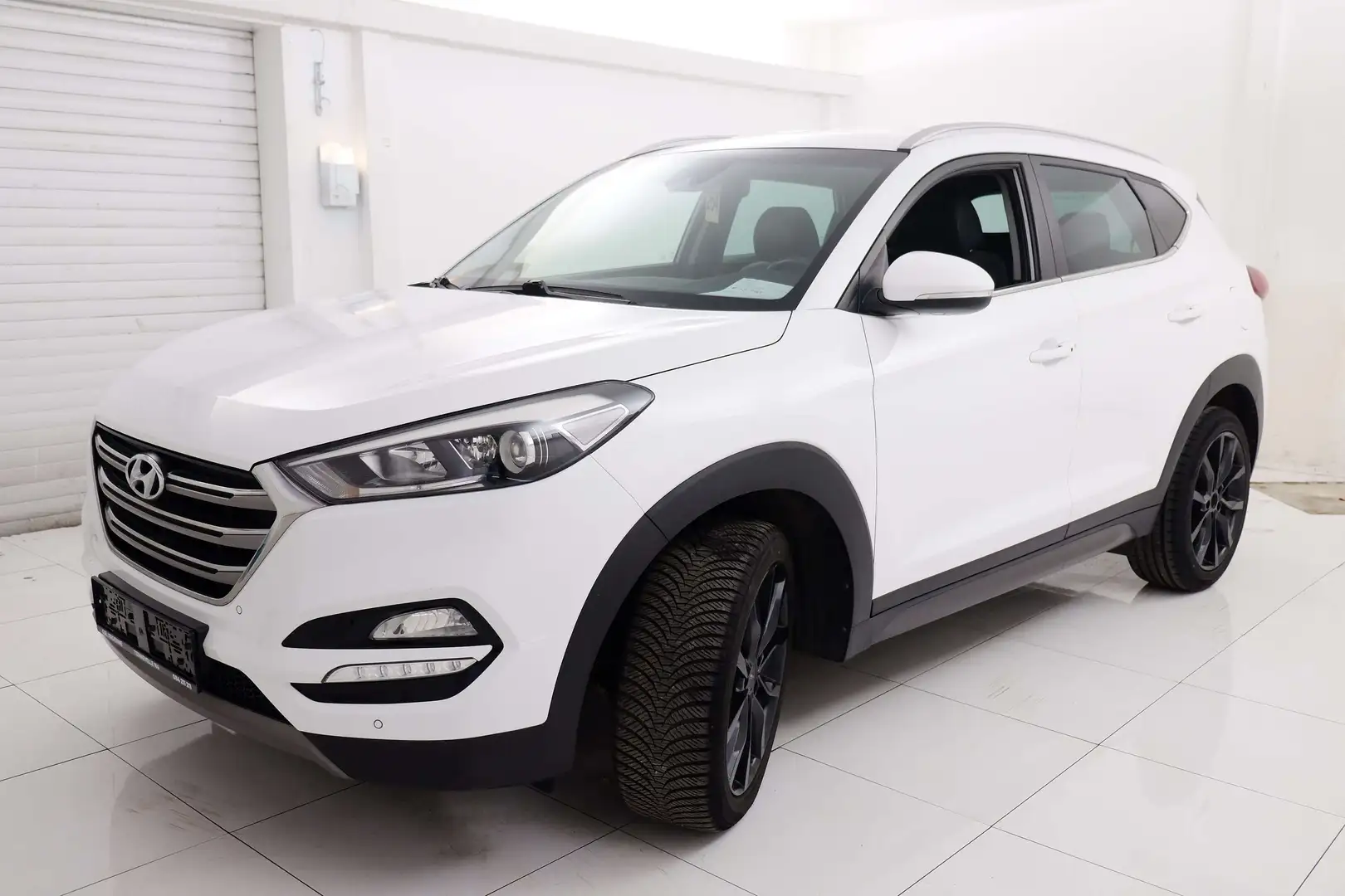 Hyundai TUCSON 1.7 CRDi # GPS, CRUISE, CAMERA # 1ERE MAIN Blanc - 2