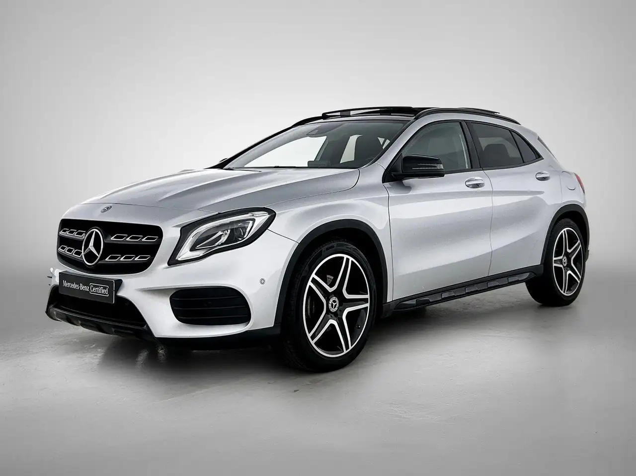 Mercedes-Benz GLA 180