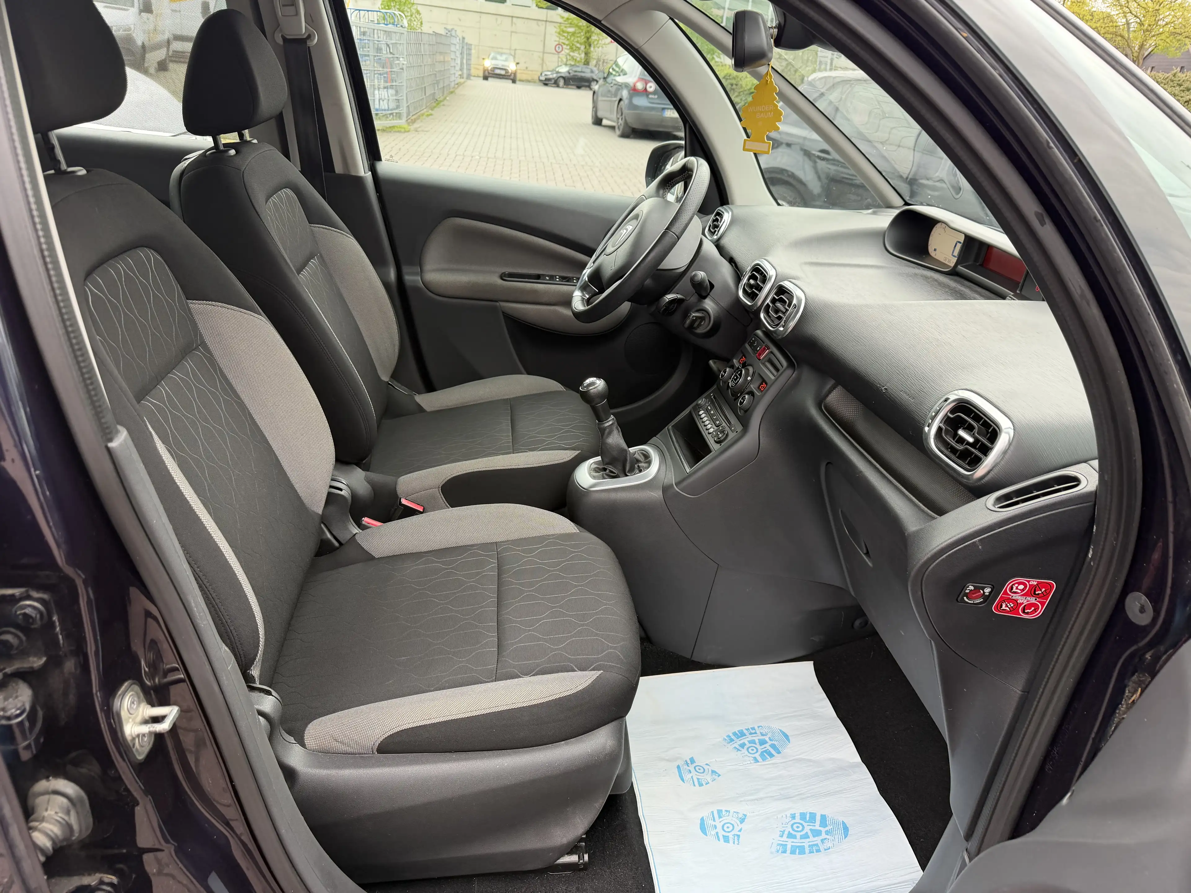 Citroen C3 Picasso Selection*TÜV NEU*GARANTIE* — photo 10