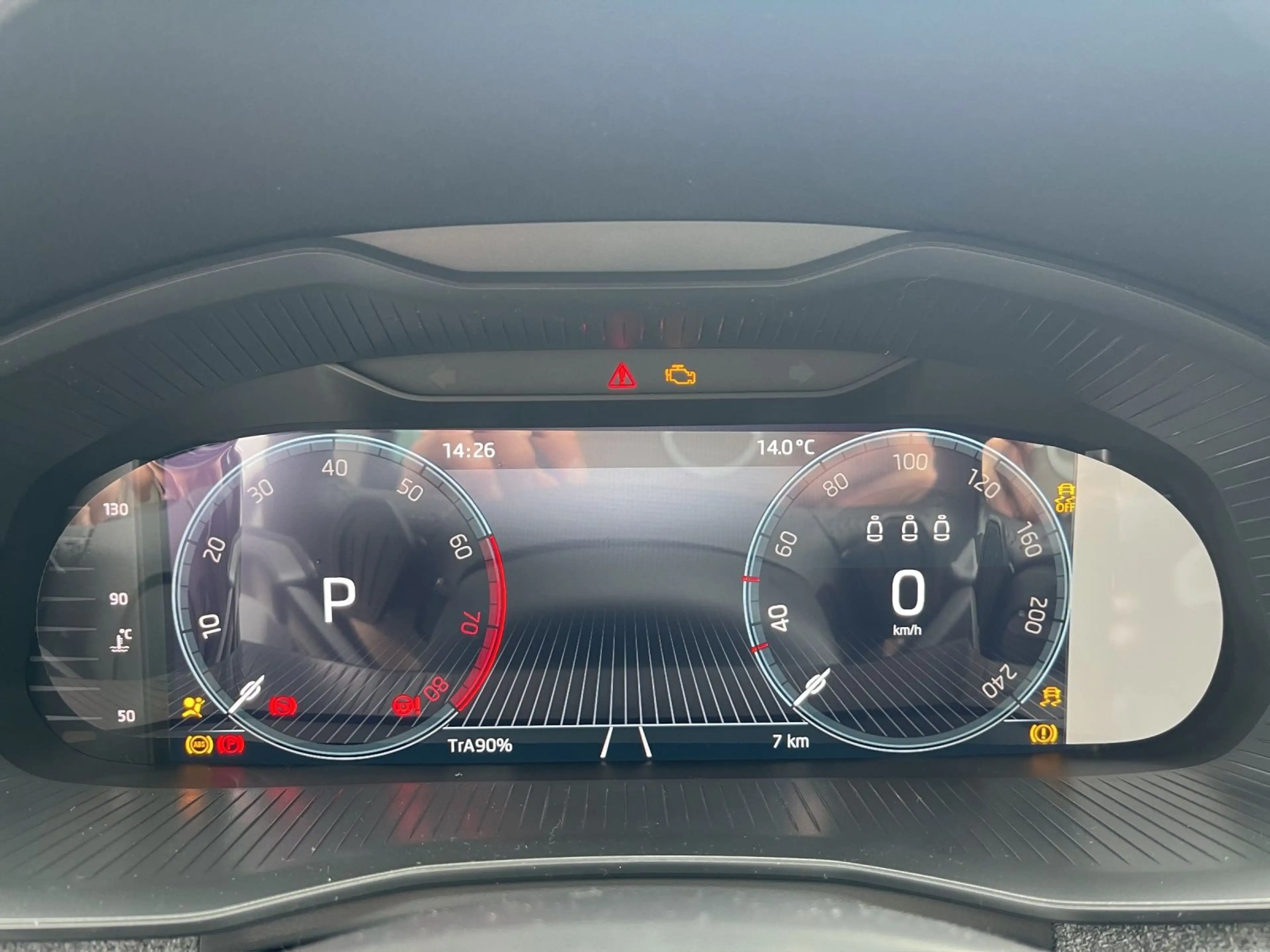 Skoda Scala 1.5 TSI DSG Automatik - Balance — photo 11
