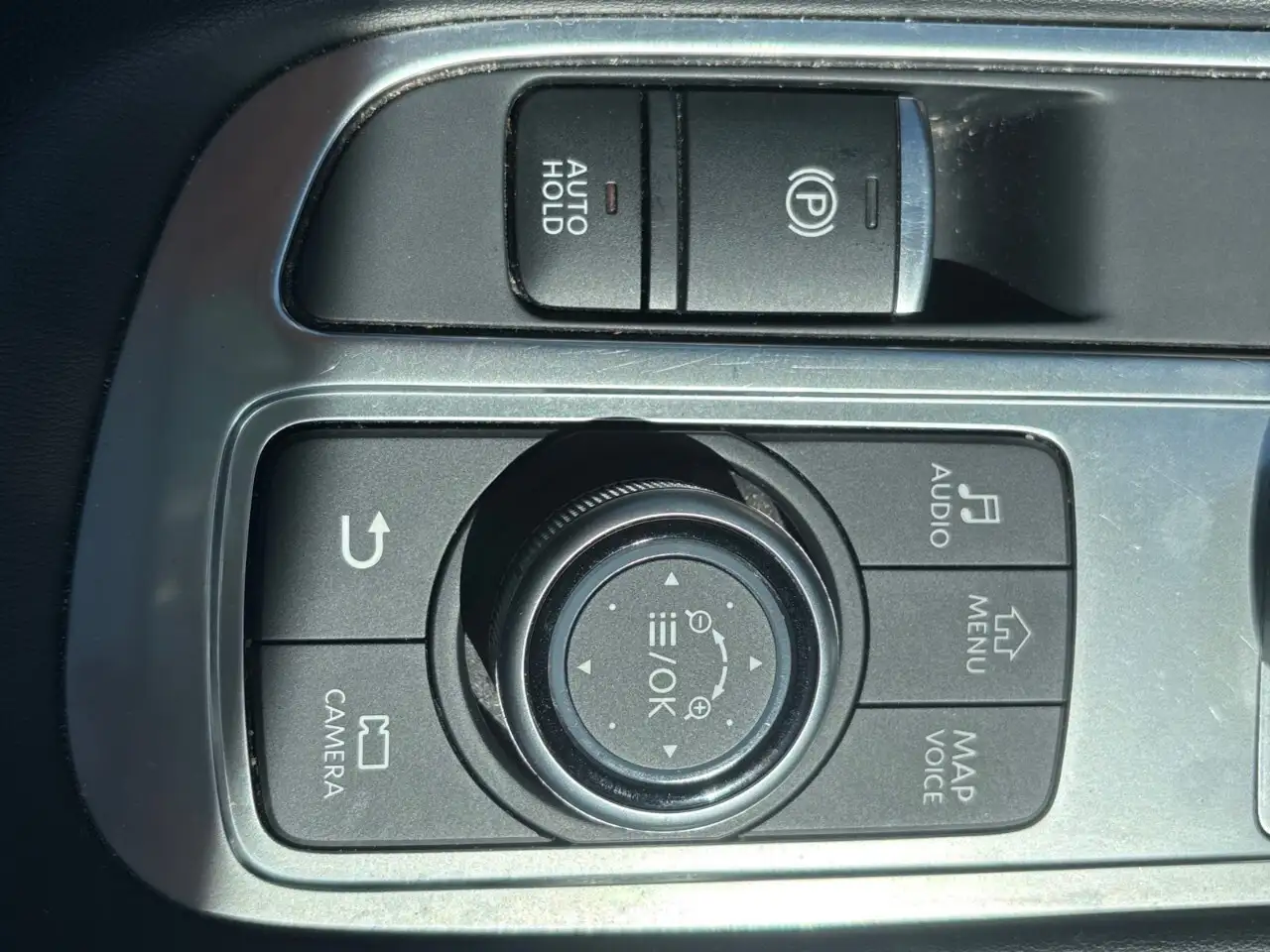 Infiniti QX60 снимка Infiniti QX60