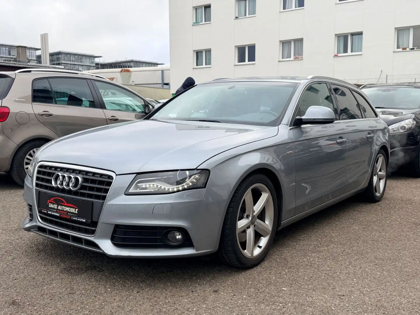 Audi A4 Avant S-line*1.8 TFSI*Tüv Neu*Gepflegt*2.Hand Silber - 1