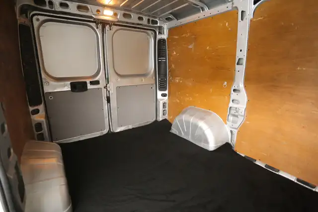 Fiat Ducato view 19
