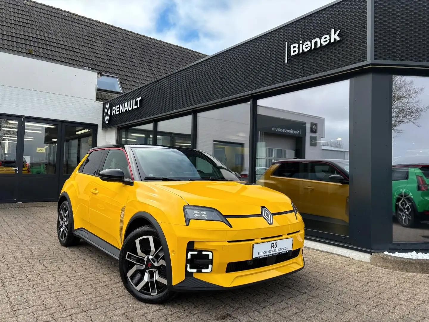 Renault R 5 Techno 150 Comfort Range Sárga - 2