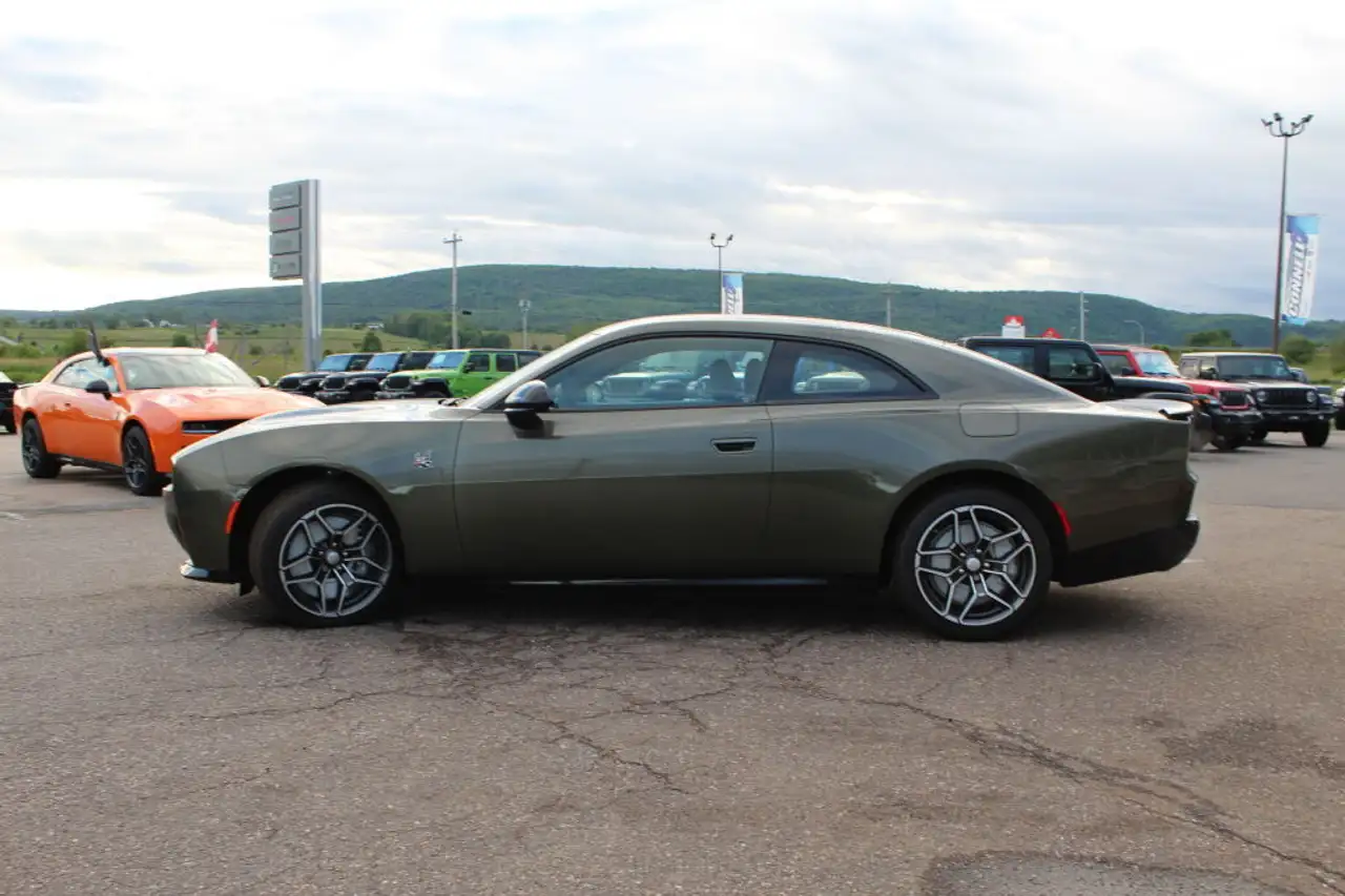 Dodge Charger снимка Dodge Charger
