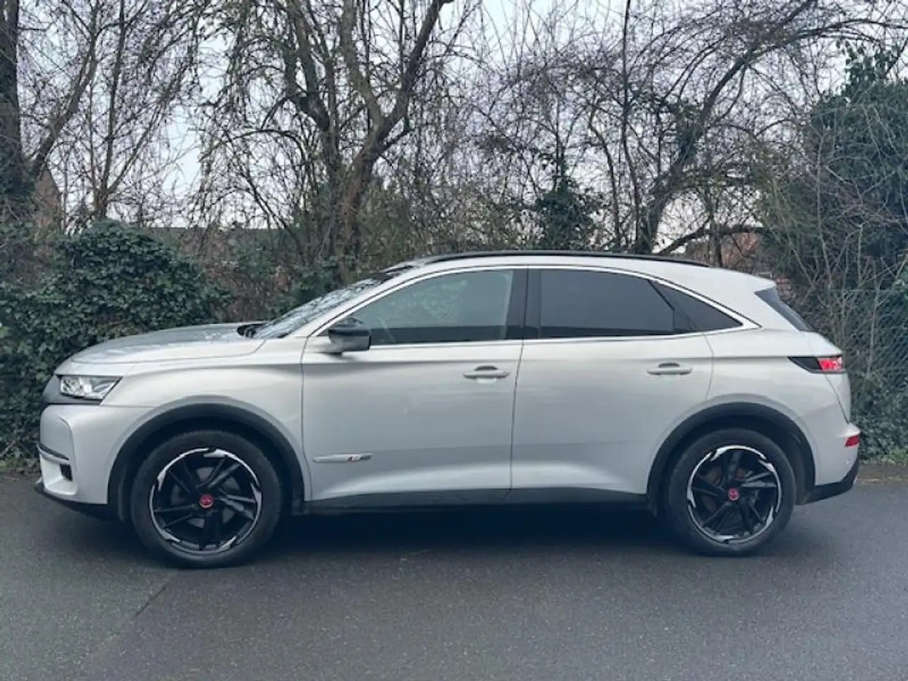 DS Automobiles DS 7 Crossback 2021