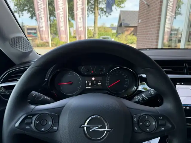 Opel Corsa view 7