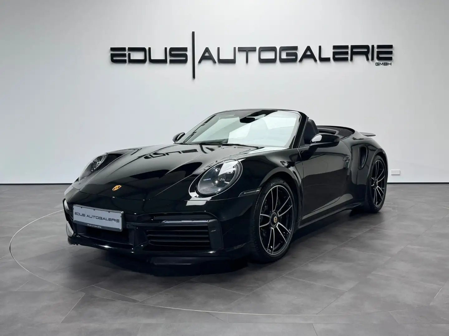Porsche 992 Turbo S Cabriolet Matrix-LED Burm High-End Noir - 1