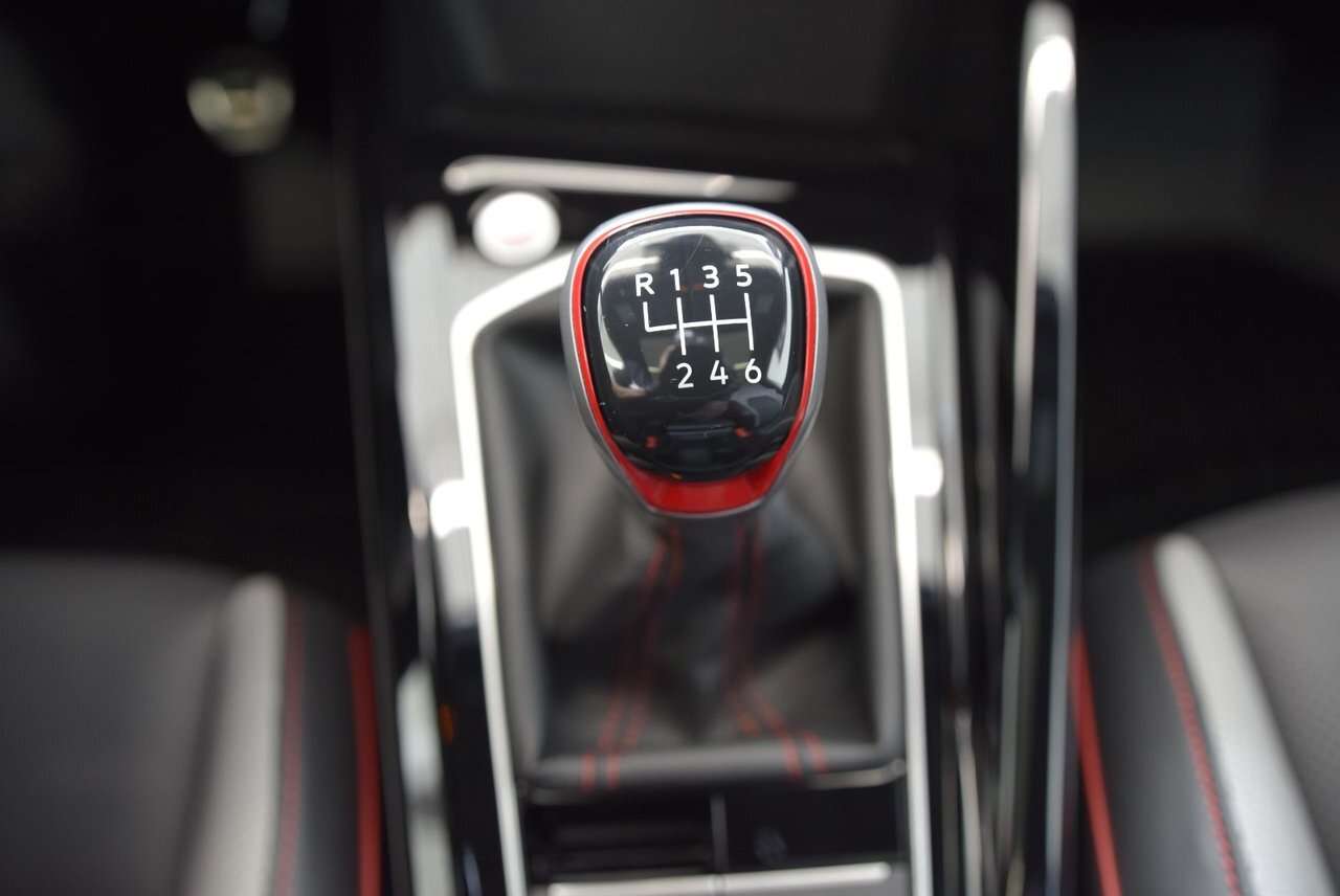 2024 Volkswagen Golf 380 Performance+CUIR+MANUELLE 380 Performance+CUIR — снимка 1