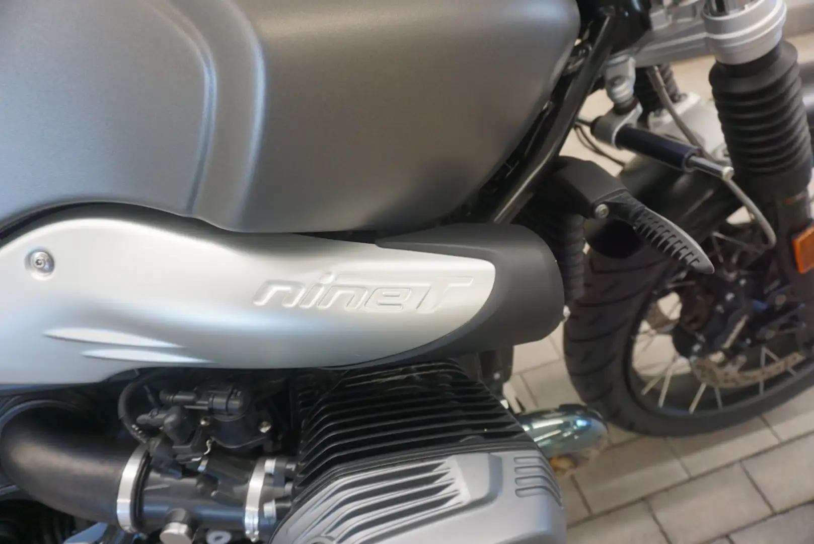 BMW R nineT R nineT Scrambler Szürke - 2