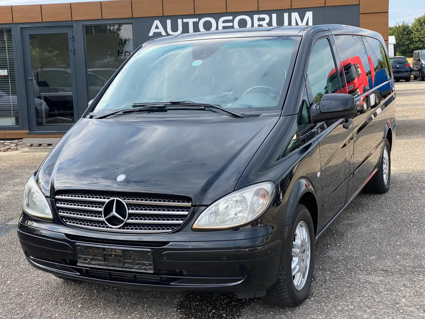 Mercedes-Benz Vito 120 CDI 3.0 V6 Automatik +Bestattungswagen+ Noir - 1