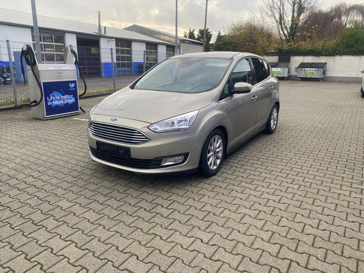 Ford C-Max C-Max 1.0 EcoBoost Start-Stopp-System Titanium Beige - 1
