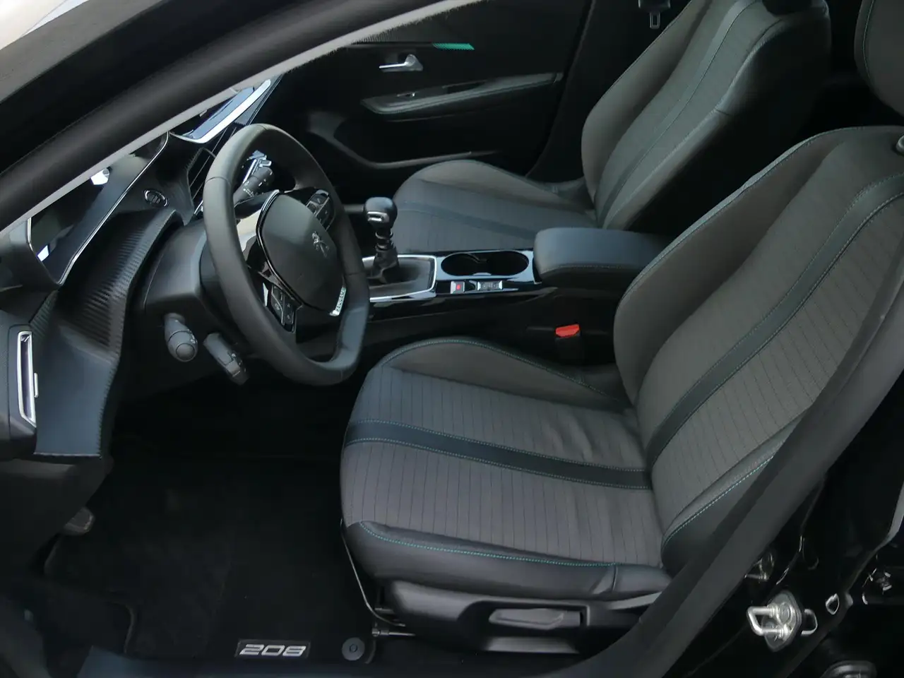 Peugeot 208 ALLURE 1.2 100PK i-COCKPIT3D/CAMERA/ADAP.CRUISE/ST 15