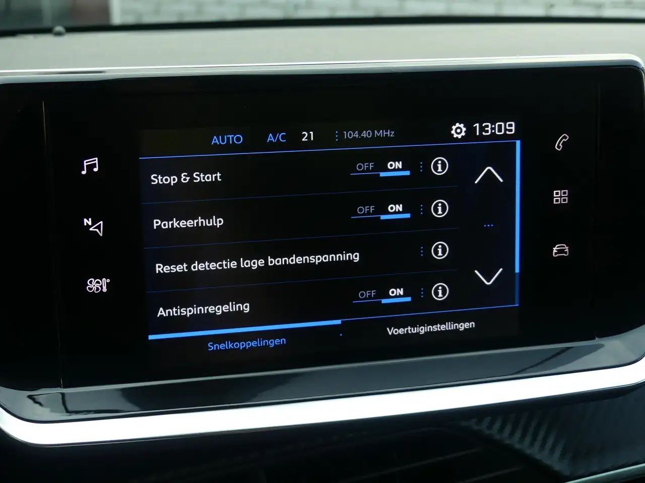 Peugeot 208 ALLURE 1.2 100PK i-COCKPIT3D/CAMERA/ADAP.CRUISE/ST 27