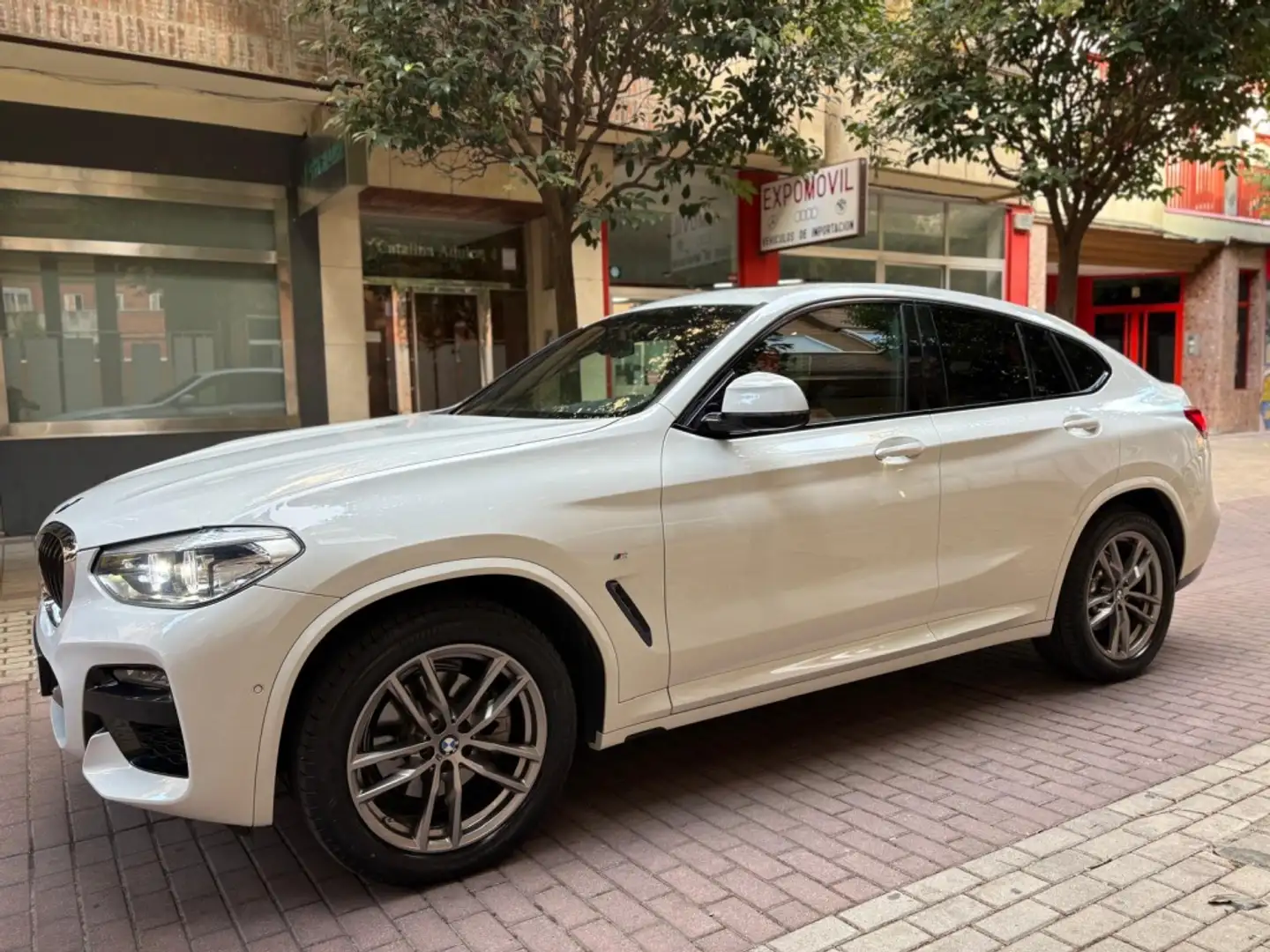 BMW X4 xDrive 20dA Blanc - 2