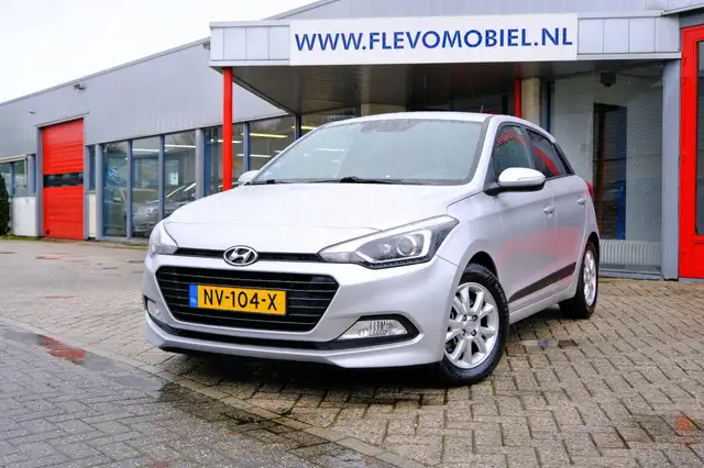 Hyundai i20 1.0 T-GDI Go! 2016 Navi|1e Eig|Cam|Airco