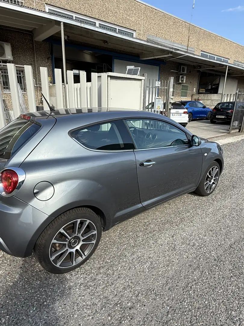 Alfa Romeo MiTo 1.6 jtdm Distinctive 120cv - 1