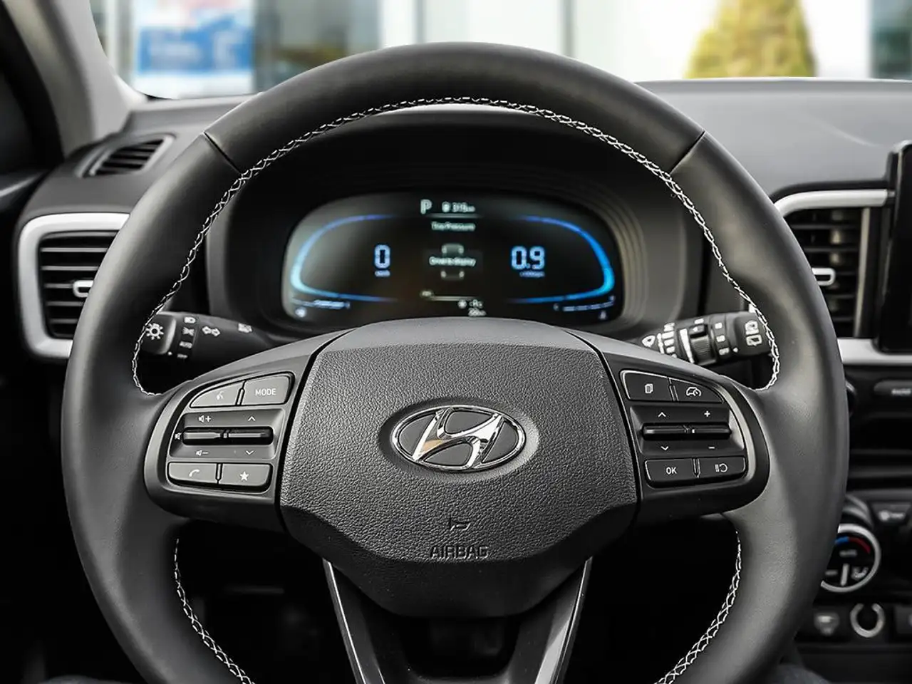 Hyundai Venue снимка Hyundai Venue