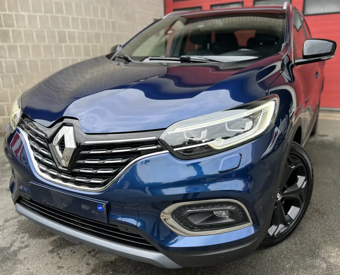 Renault Kadjar 1.33 TCe BLACK EDITION + CAMÉRA + NAVI + CAR-PASS Bleu - 1