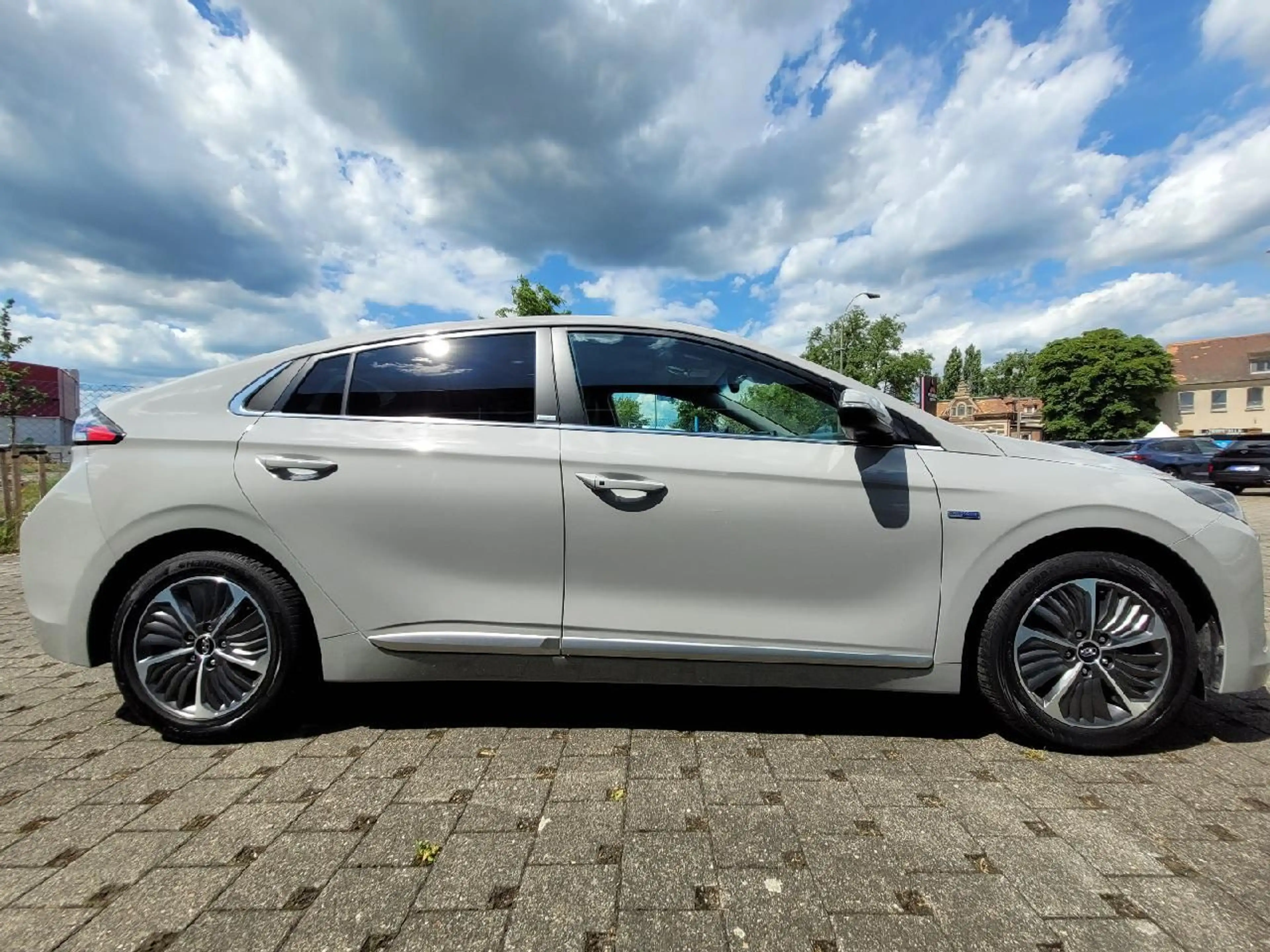Hyundai IONIQ Ioniq Prime Plug-In Hybrid — photo 7