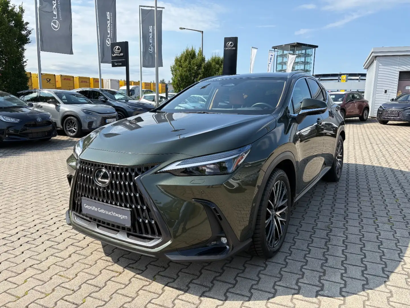 Lexus NX 350h E-Four Luxury Line HUD, Kamera, LED, Navi Зелений - 2