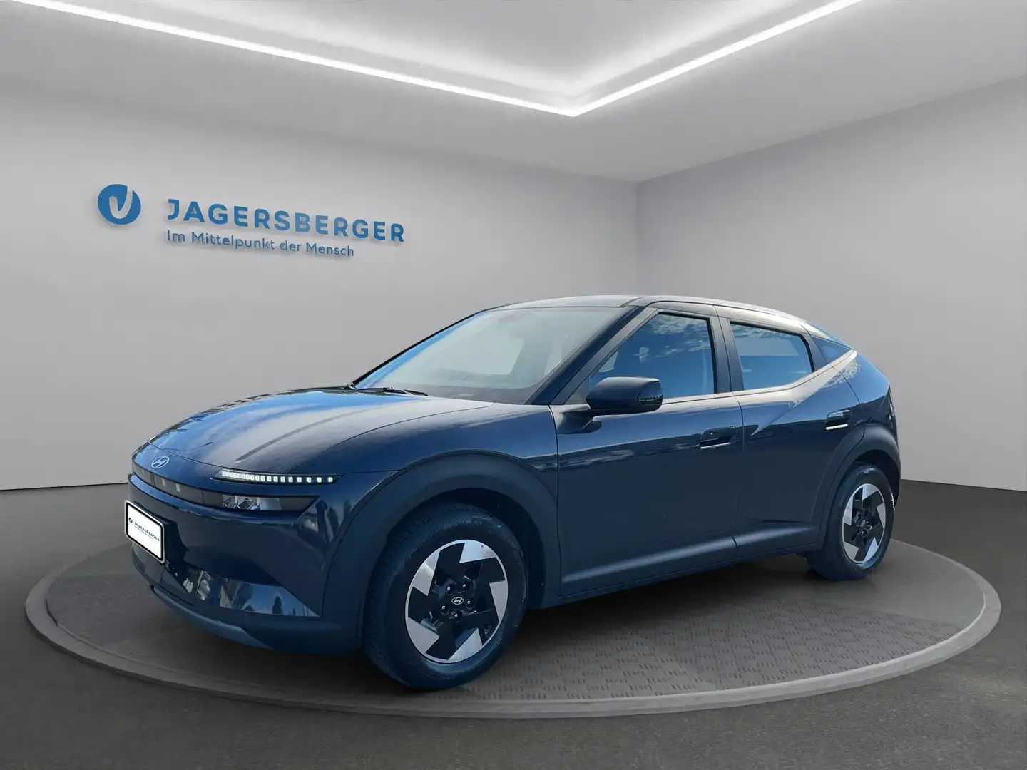 Hyundai IONIQ 3 Ioniq 3 42kWh Select *Wärmepumpe & Winterpaket* Grau - 2