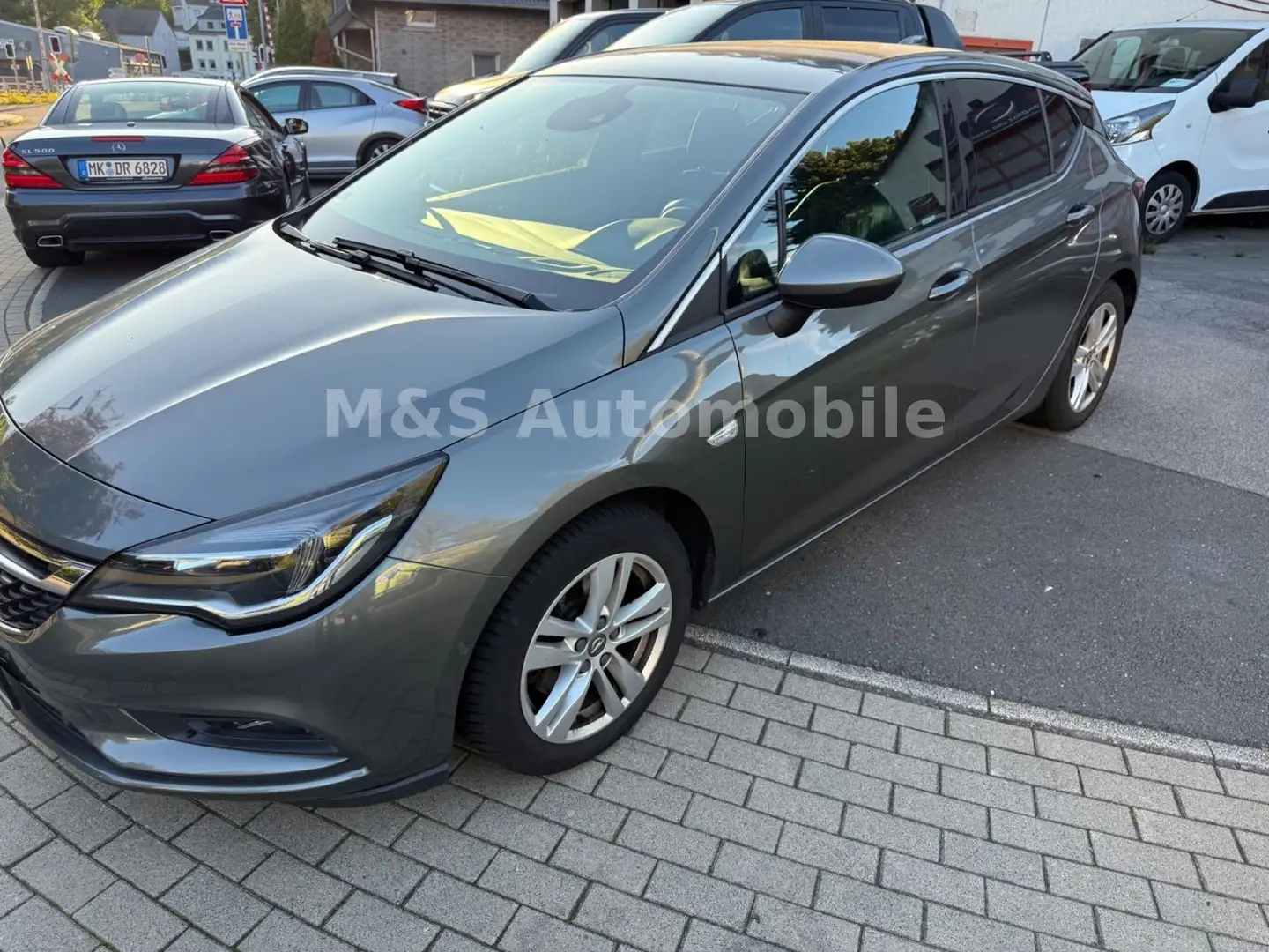 Opel Astra Start/Stop Navi,Klimaauto.,200 PS Grau - 1