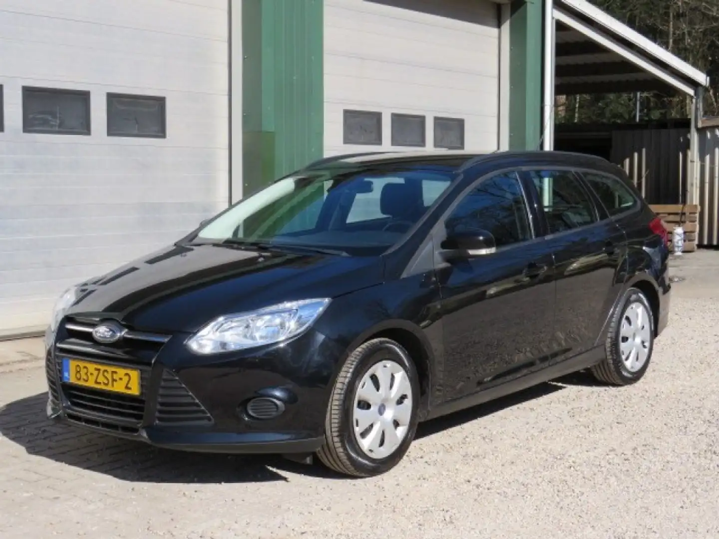 Ford Focus 1.0 EcoBoost Lease Trend Zwart - 2