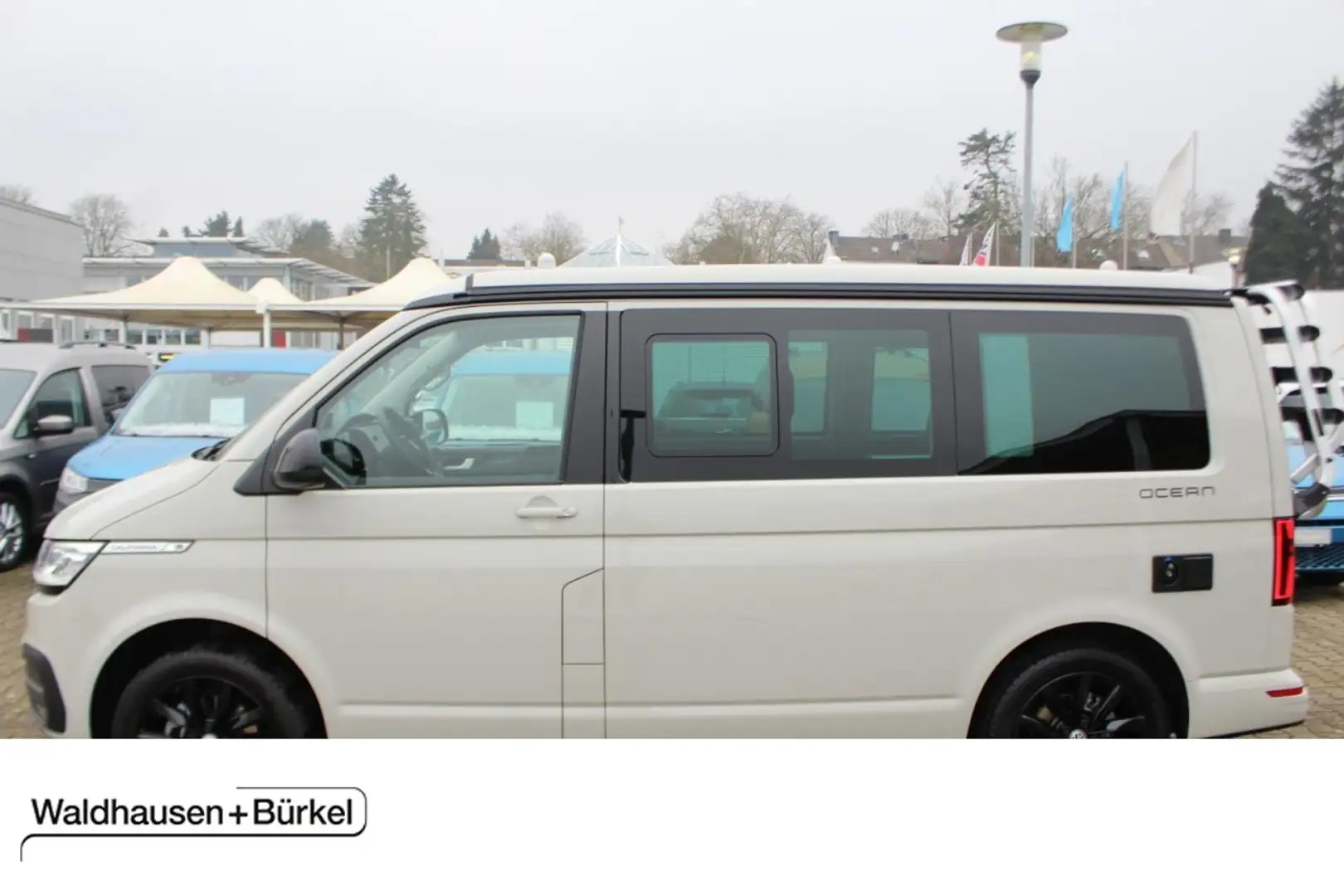 Volkswagen T6.1 California OCEAN 2.0 TDI / 18 ZOLL / NAVI / STANDHEIZUNG / VO Grau - 1