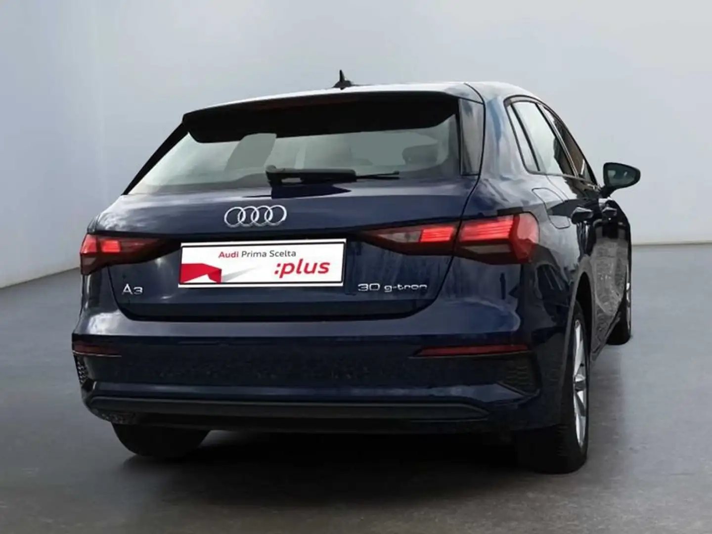 Audi A3 4ª serie SPB Sportback 30 g-tron S tronic Business Blu/Azzurro - 2