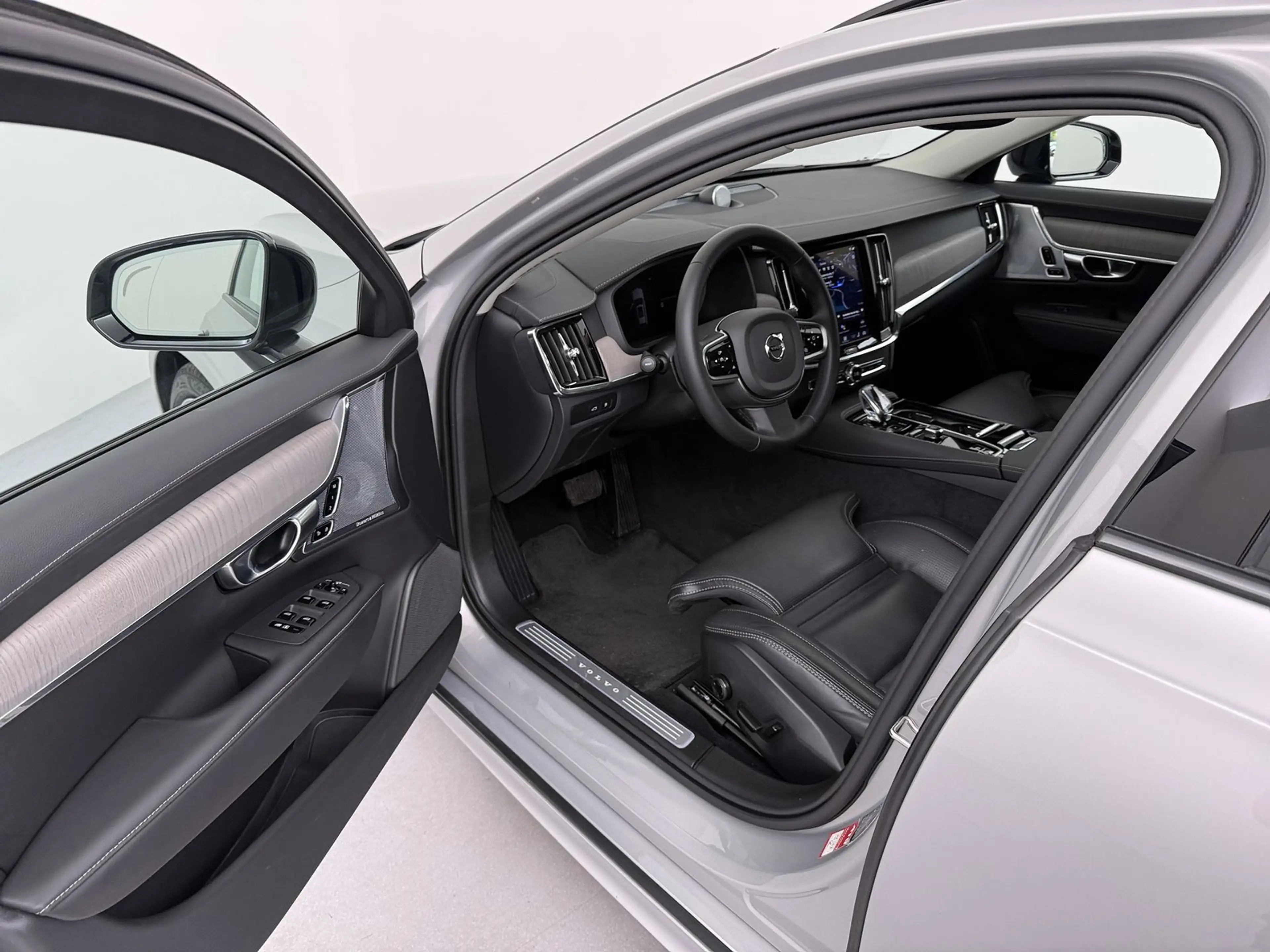 Volvo V90 T8 Ultra Dark AWD HUD STANDHZ — photo 11