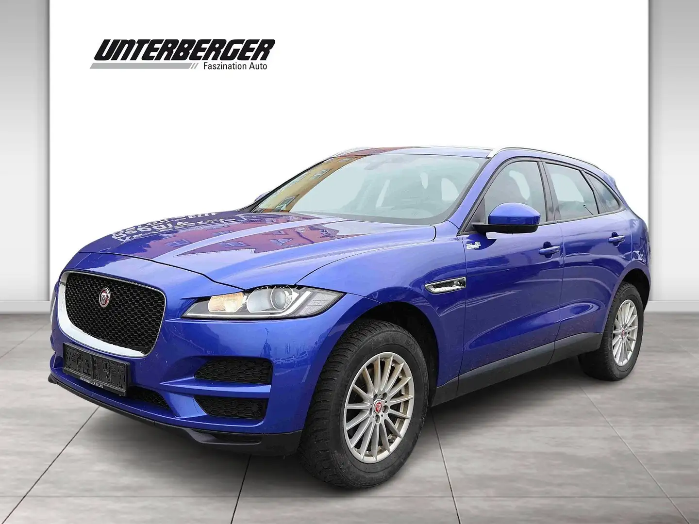 Jaguar F-Pace F-Pace 2,0D 180 AWD Pure Blauw - 1