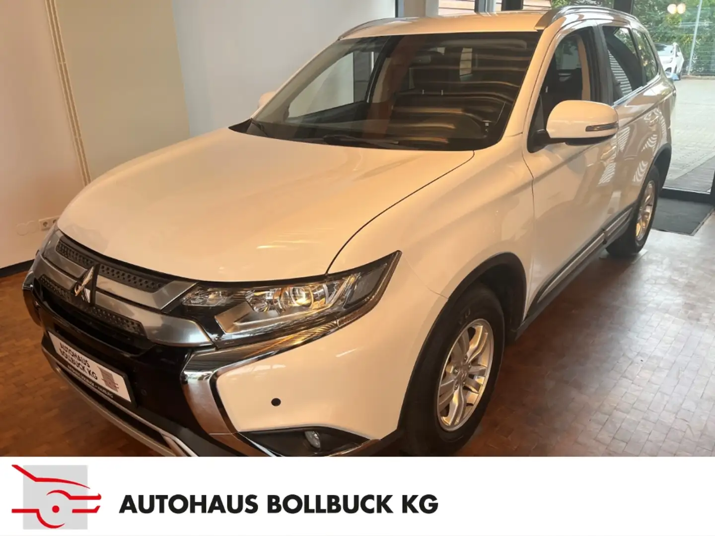 Mitsubishi Outlander Edition MIVEC EU6d-T 2WD 2.0 Diamant Navi Apple Ca Weiß - 1