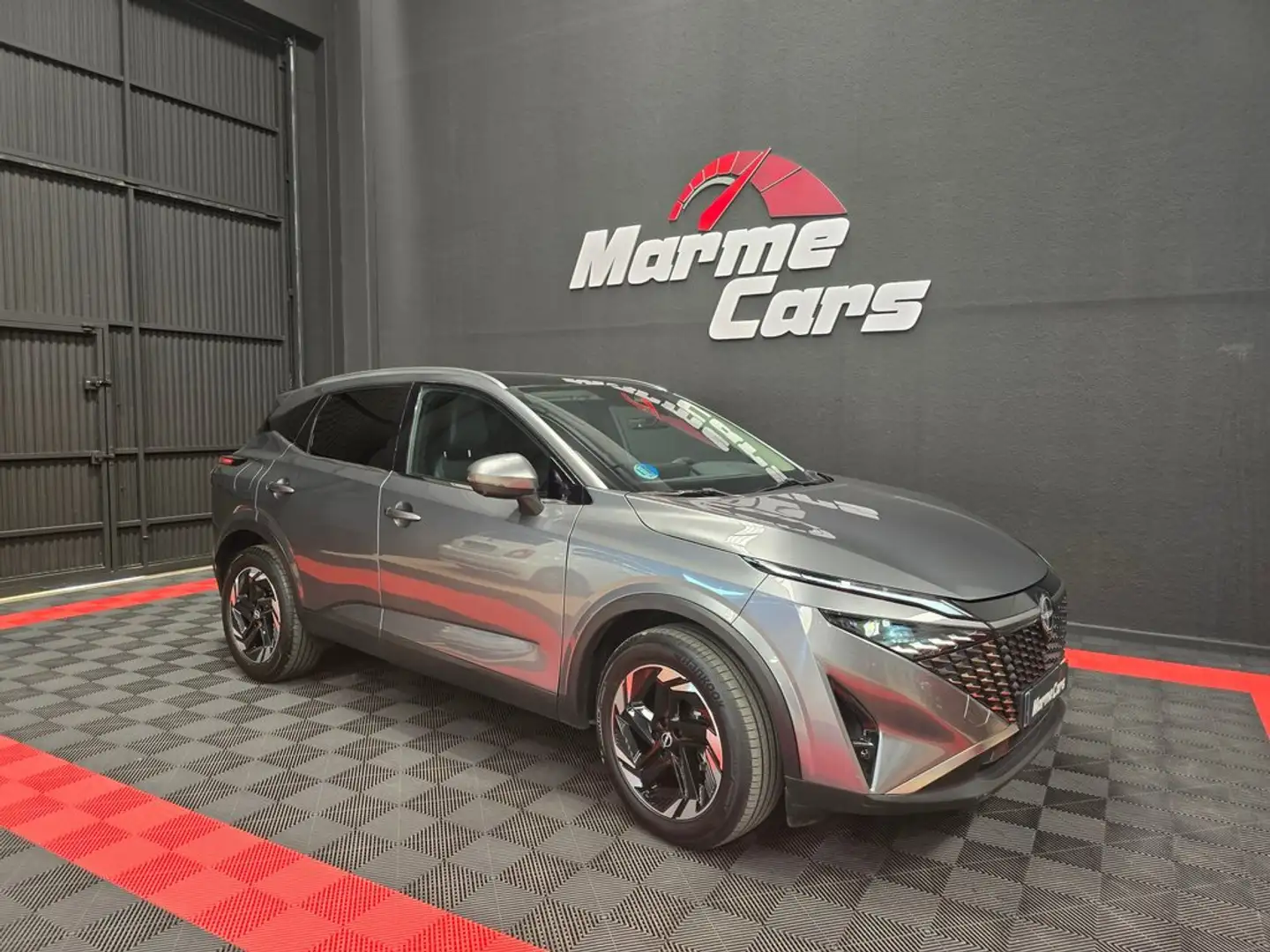 Nissan Qashqai DIG-T 116kW CVT N-Connecta Gris - 1