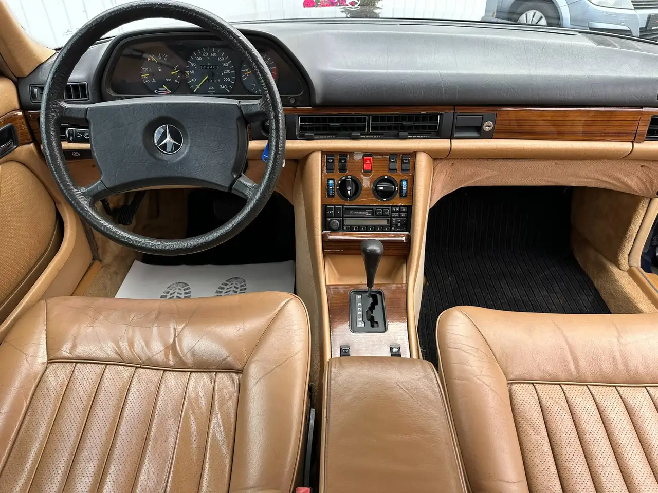 Mercedes-Benz 380 SEL Oldtimer Automatik Leder, foto 12