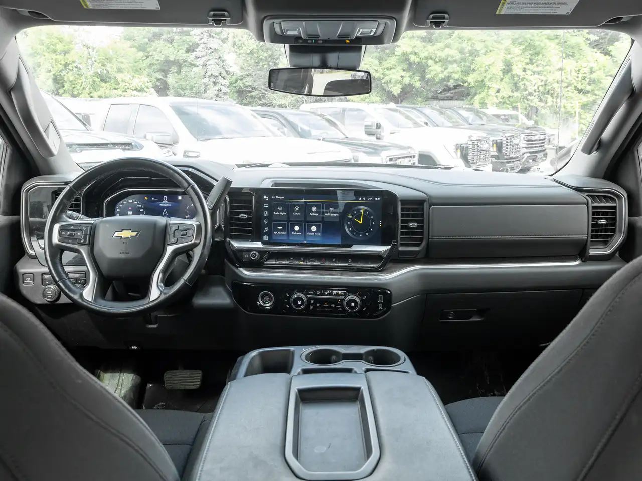 Chevrolet Silverado 1500 снимка Chevrolet Silverado 1500