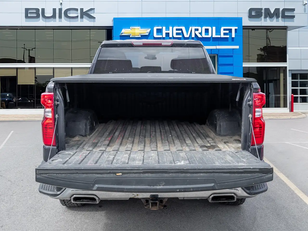 Chevrolet Silverado 1500 снимка Chevrolet Silverado 1500