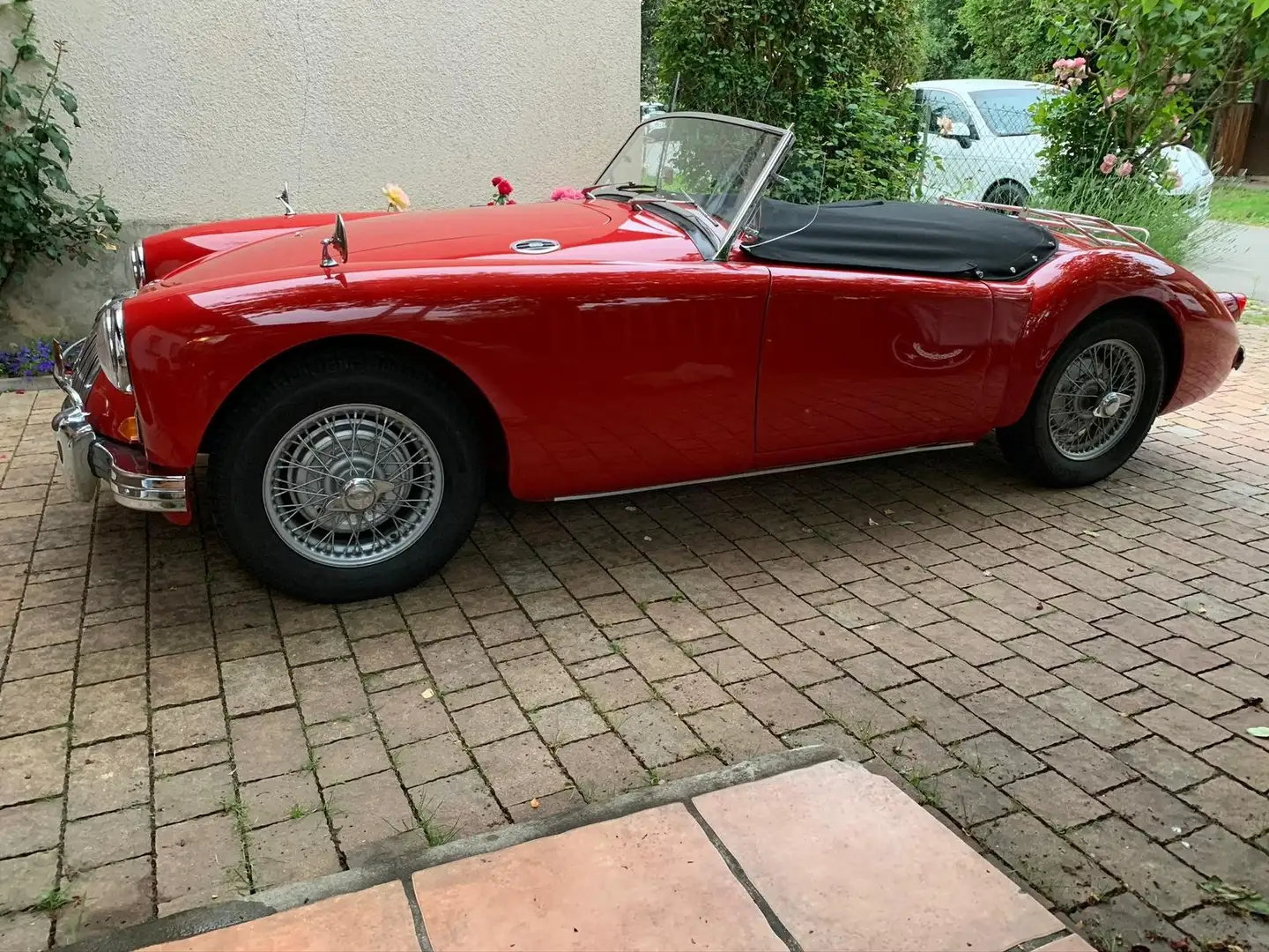 MG MGA Roadster Rouge - 1