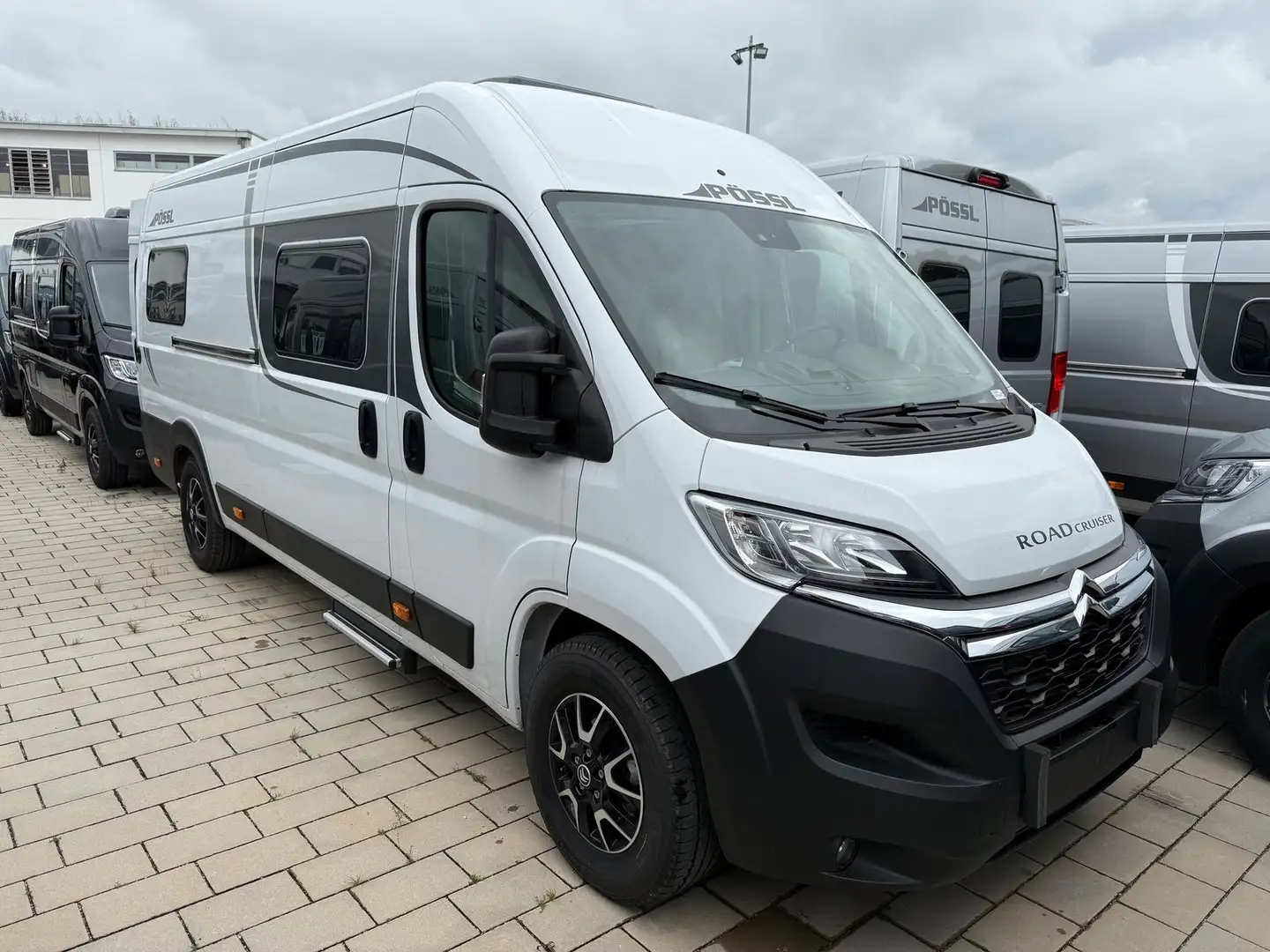Pössl D-Line Roadcruiser Wit - 1