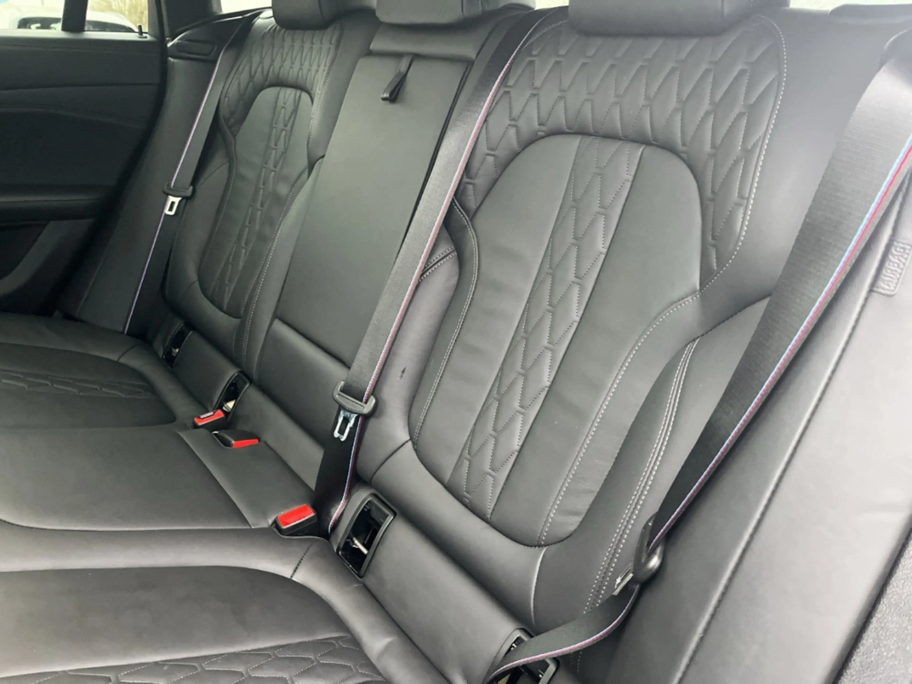 BMW X6 xDrive40d/M Sport/HUD/StHZG/AHK/BowersWilkins — photo 8
