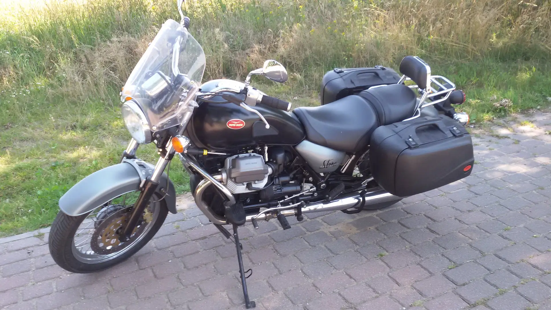 Moto Guzzi California 1100 Model Stone Schwarz - 1