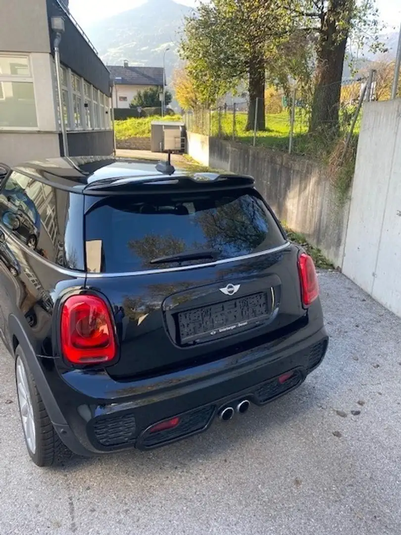 MINI Cooper S Hatch John Cooper Works Schwarz - 1